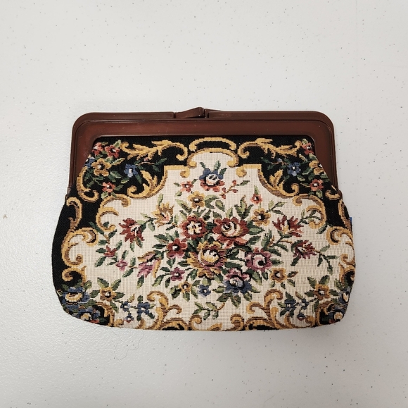 Vintage Handbags - Vintage Brocade Embroidered Floral Kisslock Clutch Purse Cottagecore Grannycore